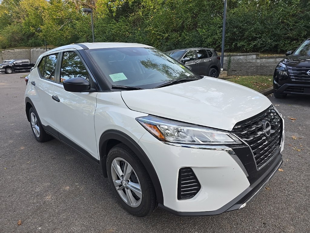 2025 Nissan KICKS PLAY