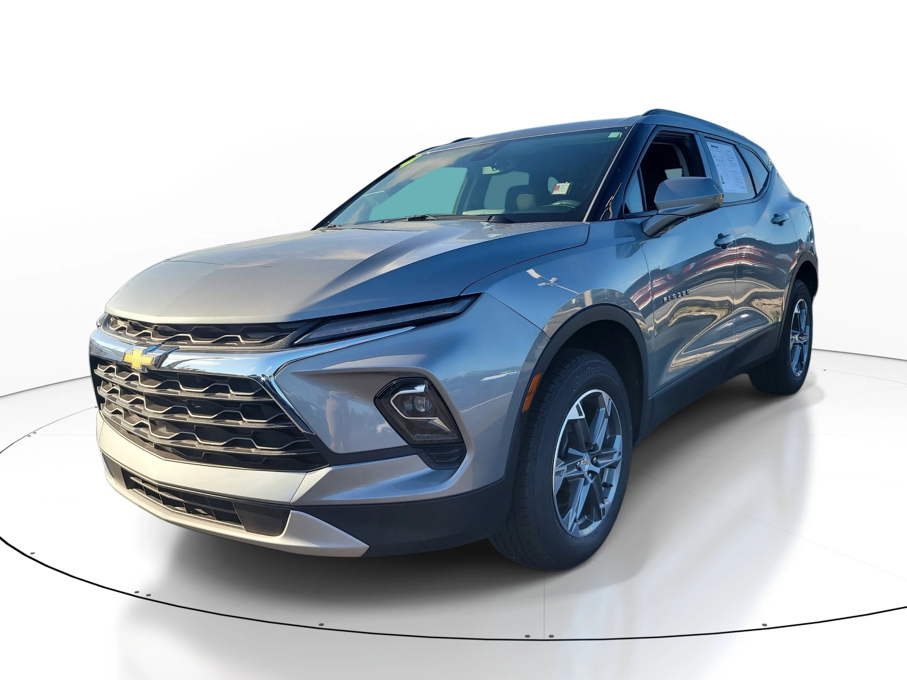 Used 2024 Sterling Gray Metallic Chevrolet LT image 3