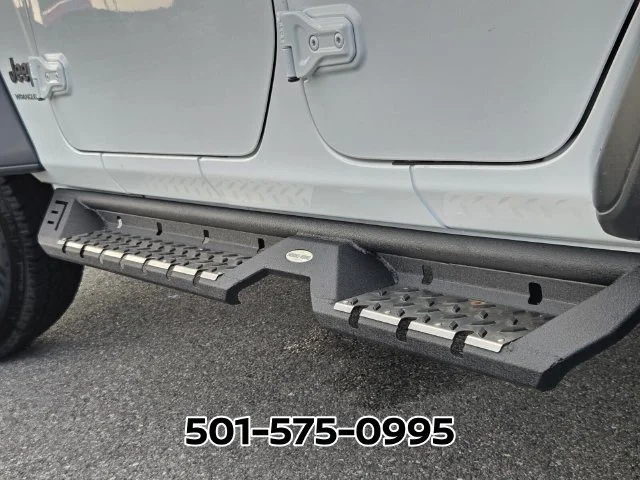 Used 2023 White Jeep Sport S image 25