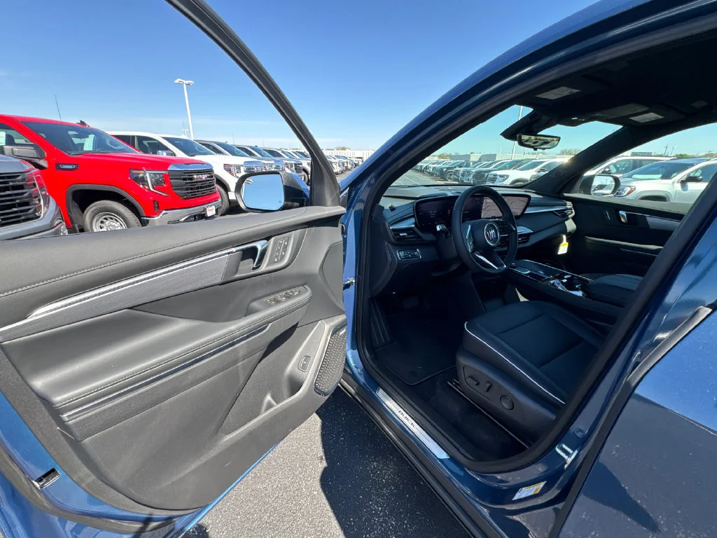 2026 Buick Enclave Preferred - Photo 15