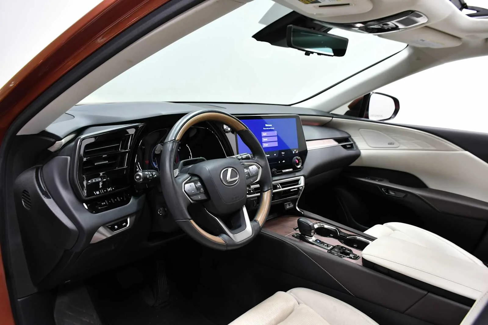 Used 2023 Copper Crest Lexus Luxury image 16