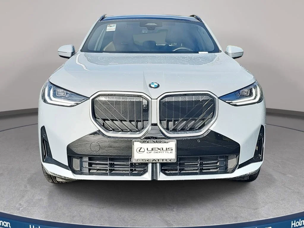 Used 2025 Gray Metallic BMW 30 xDrive image 3