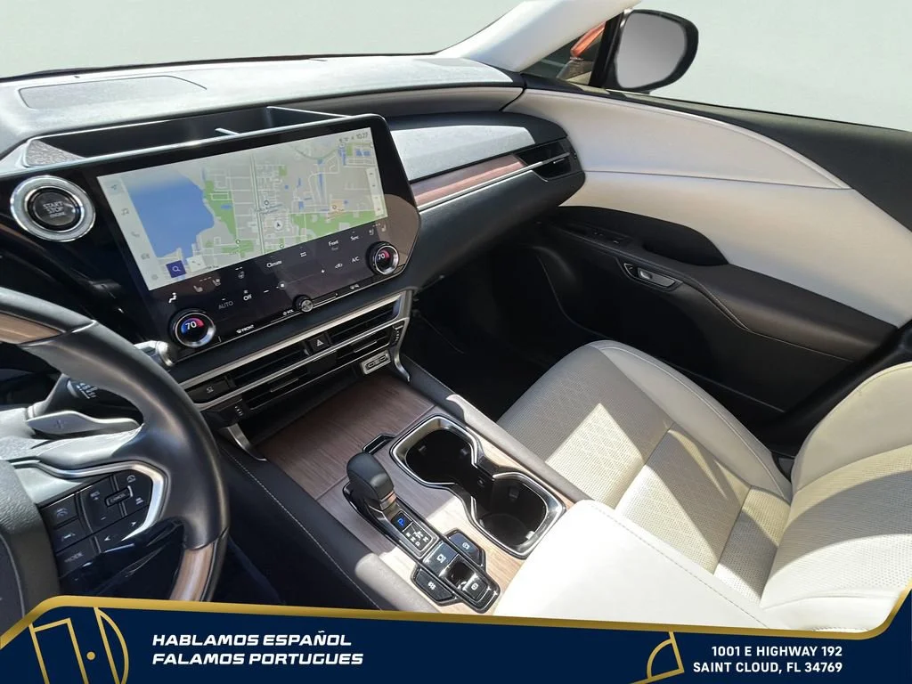 Used 2023  Lexus RX 350 image 22