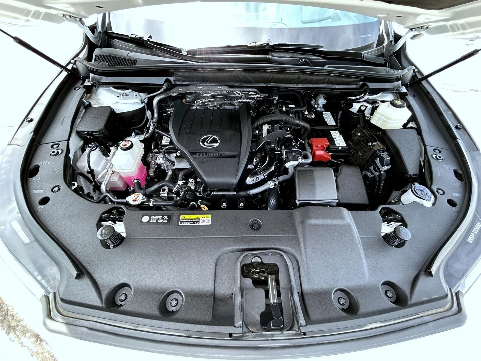 Used 2024 White Lexus 350 Luxury image 24