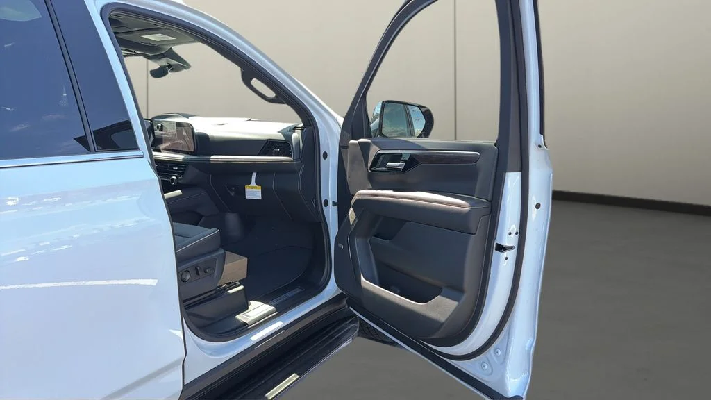 New 2026 White Chevrolet Premier image 14