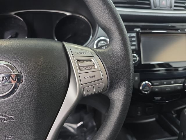 Used 2016 Black Nissan SV image 18