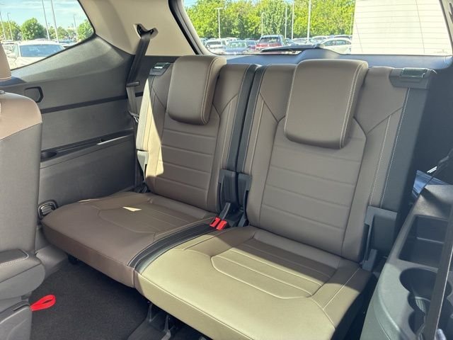 New 2026 Deep Black Volkswagen 2.0T SEL image 10