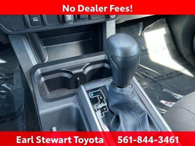 Certified Used 2023 MAGNETIC GRAY MET. Toyota  image 34
