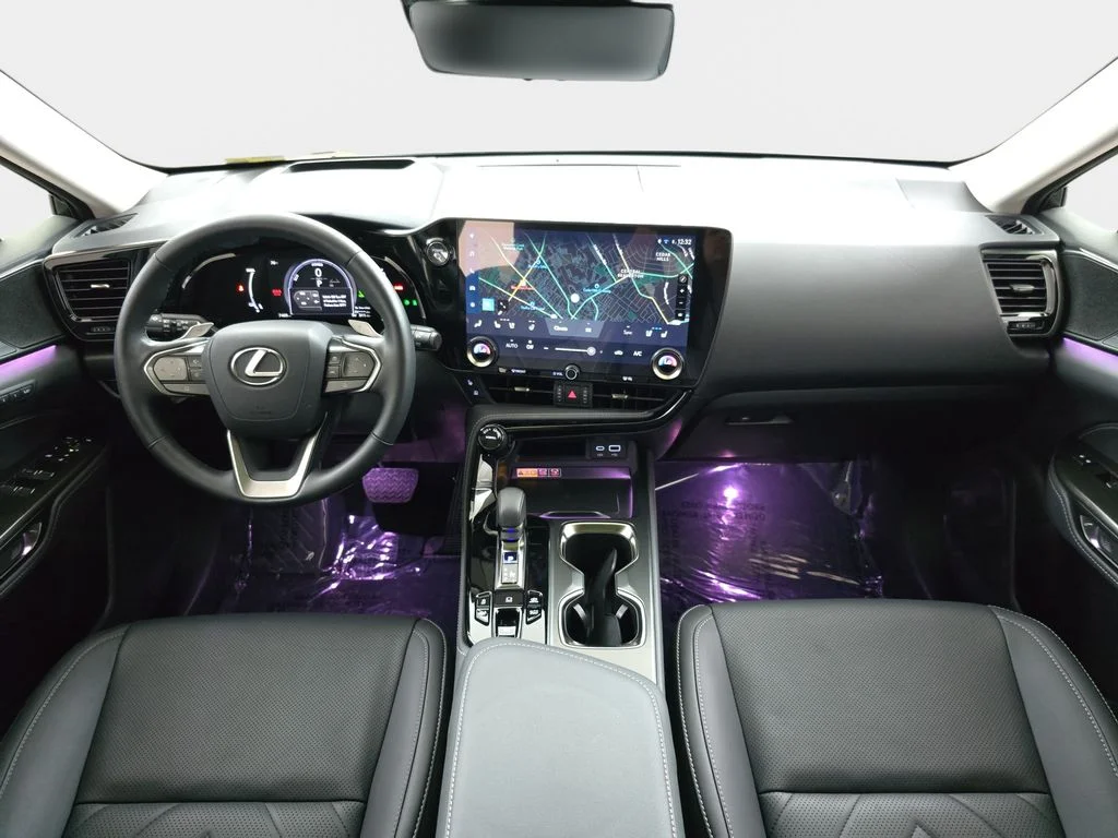 Certified Used 2025 Green Lexus 450h+ Luxury image 10