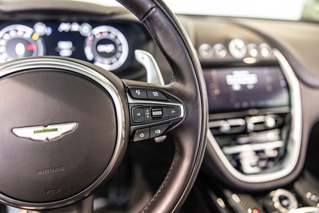 Used 2023 Silver Aston Martin 707 image 22