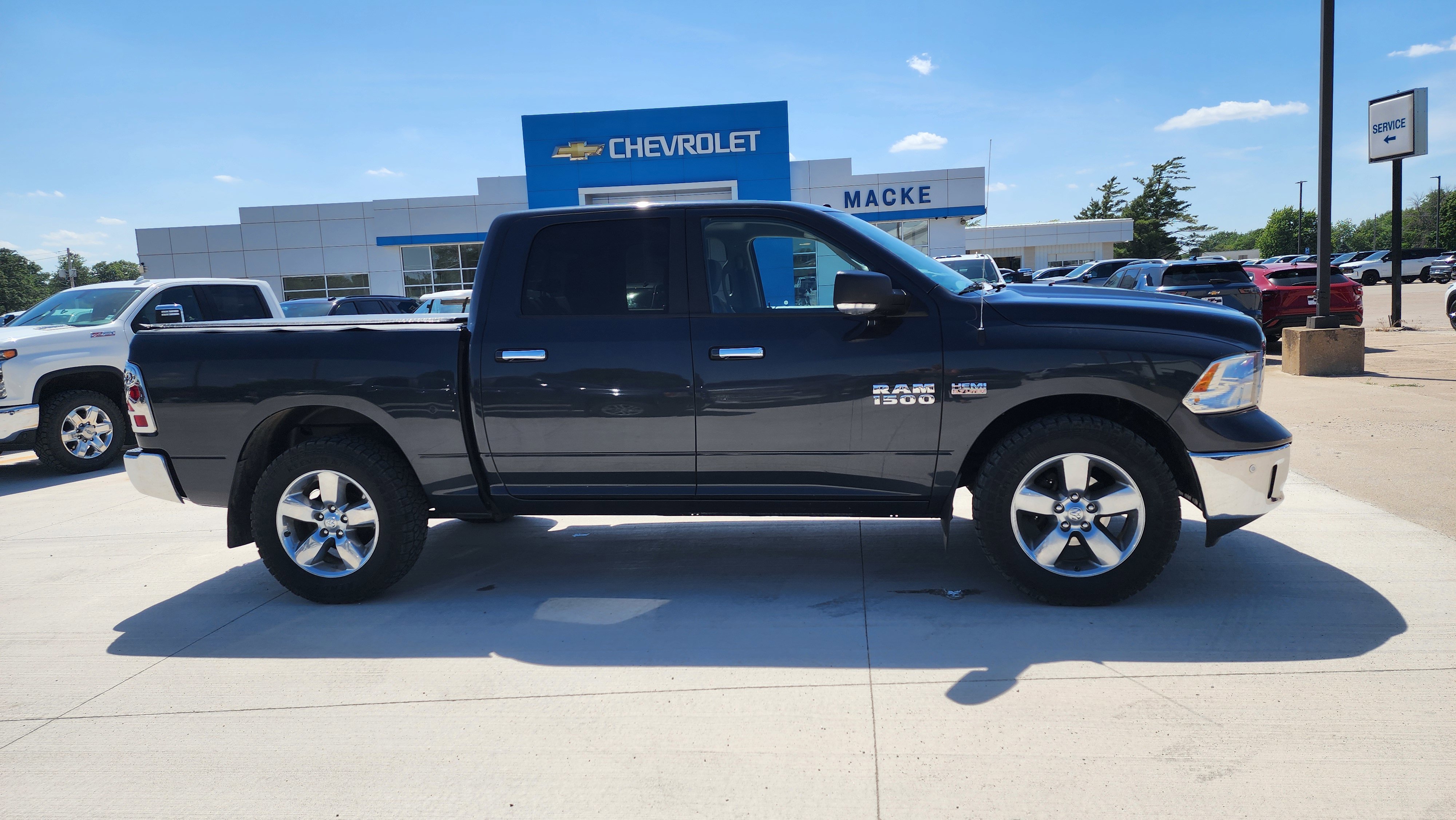 Used 2017 Maximum Steel Metallic Clearcoat Ram Big Horn image 4