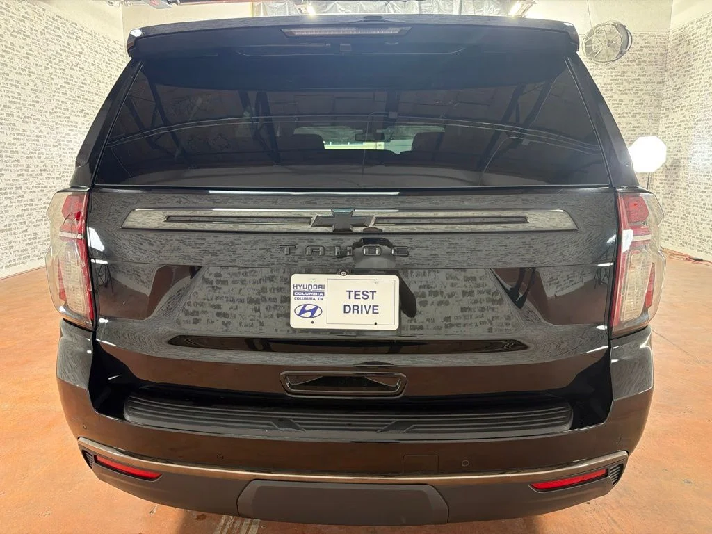 Used 2021 Black Chevrolet Z71 image 6