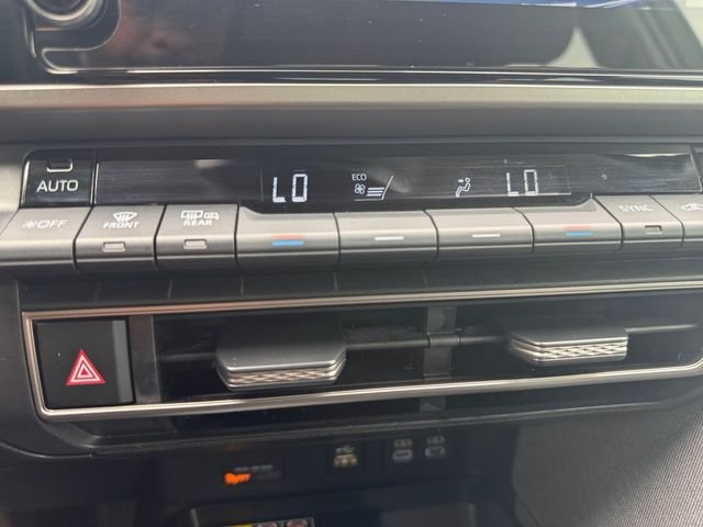 Used 2025 UNDERGROUND Toyota LE image 7