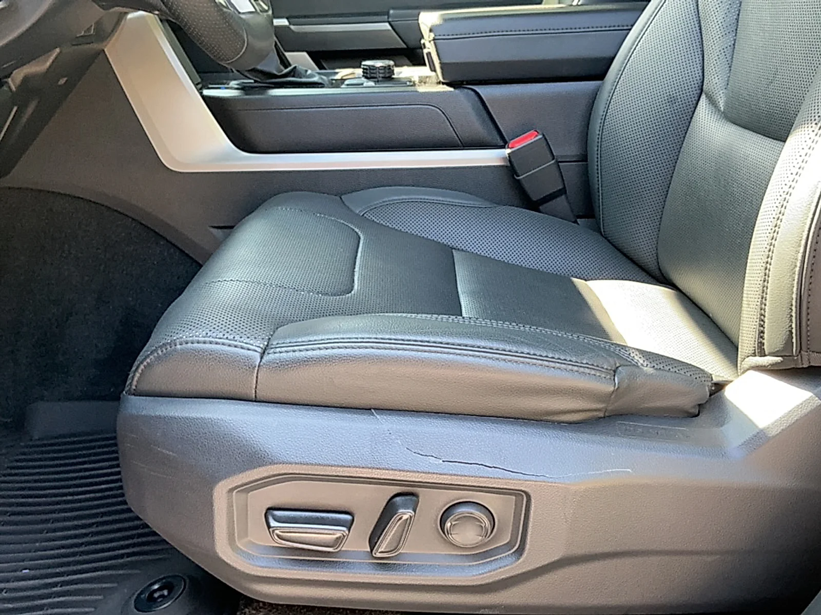 Used 2023 Magnetic Gray Metallic Toyota SR5 image 15