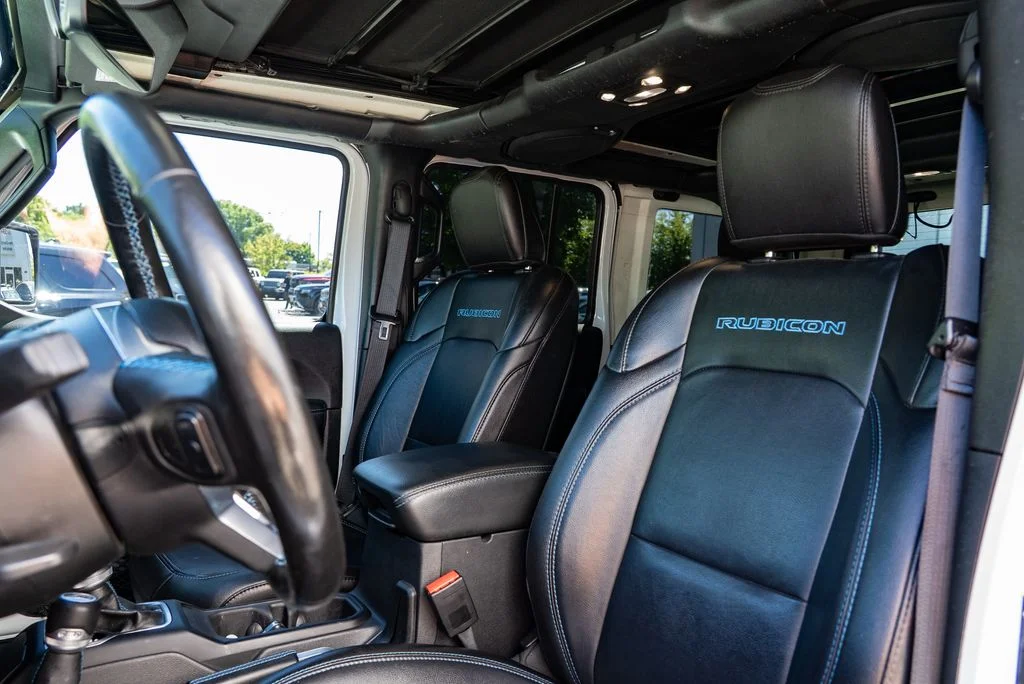 Used 2023 White Jeep Rubicon 4xe image 22