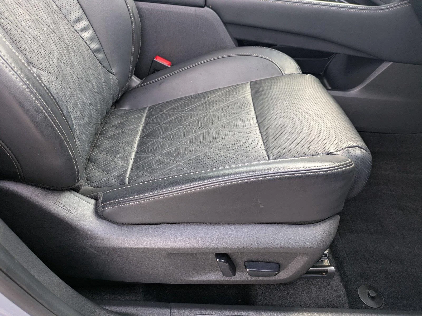 Used 2024 Boulder Gray Pearl Nissan Platinum image 37