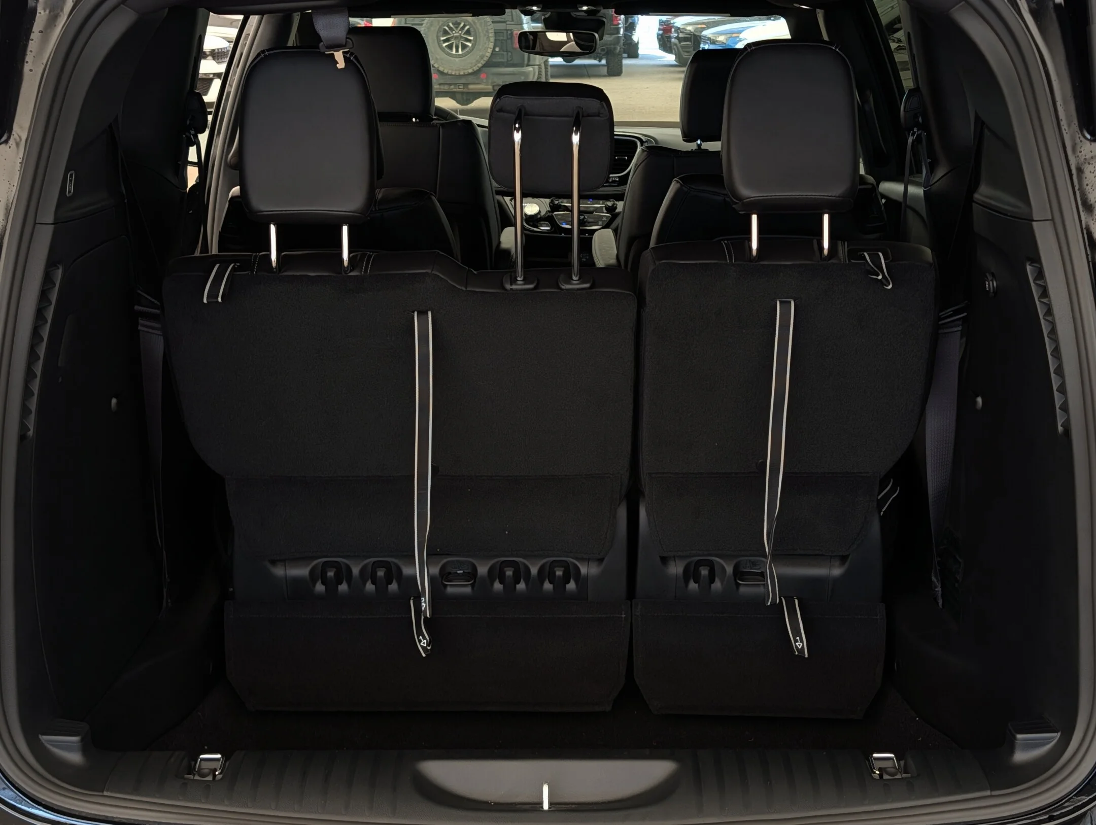 New 2027 Black Chrysler Select - - AWD - Customer Preferred Pkg 27L - Safety Sphere - Full Sunroof & More! image 28