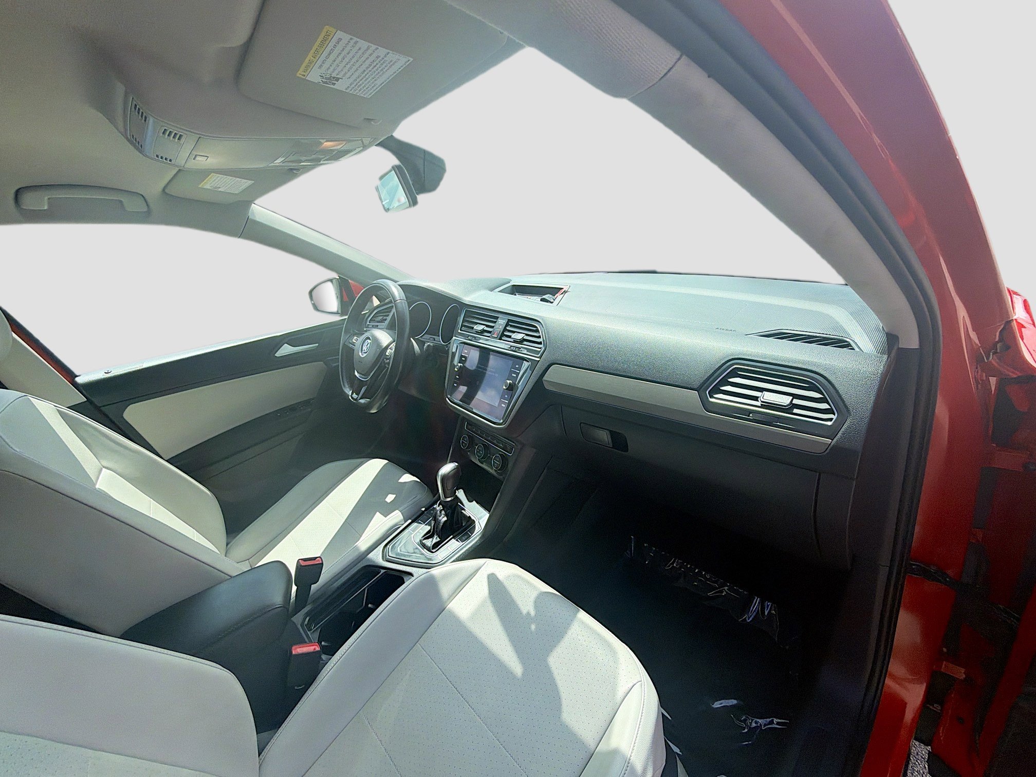 2019 Volkswagen Tiguan SE - Photo 30