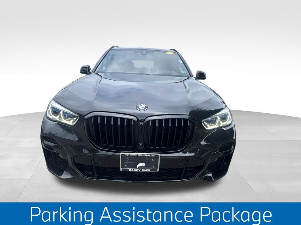 Used 2022 Black BMW sDrive40i image 5