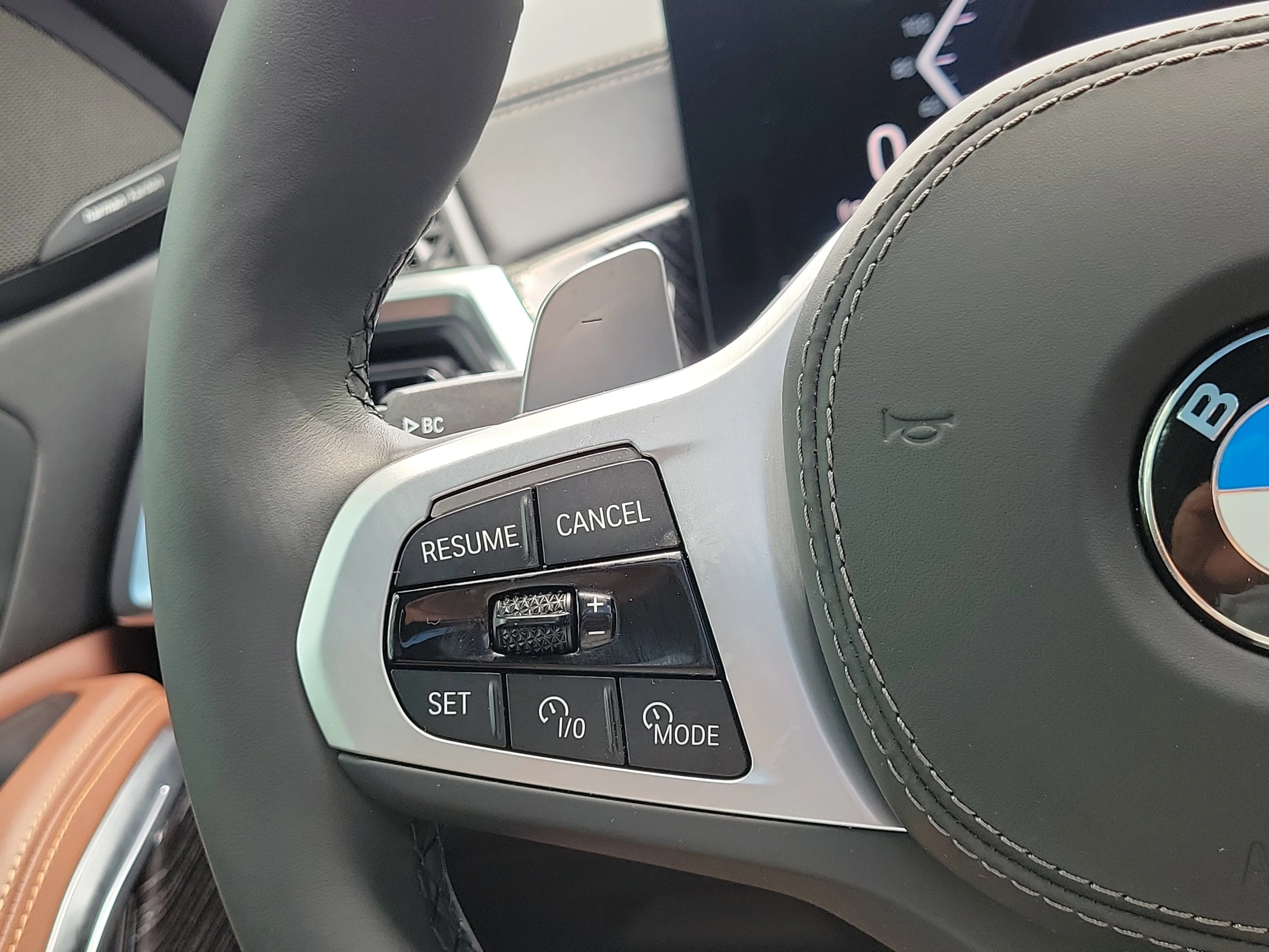 Used 2026 Brooklyn Grey Metallic BMW xDrive40i image 20