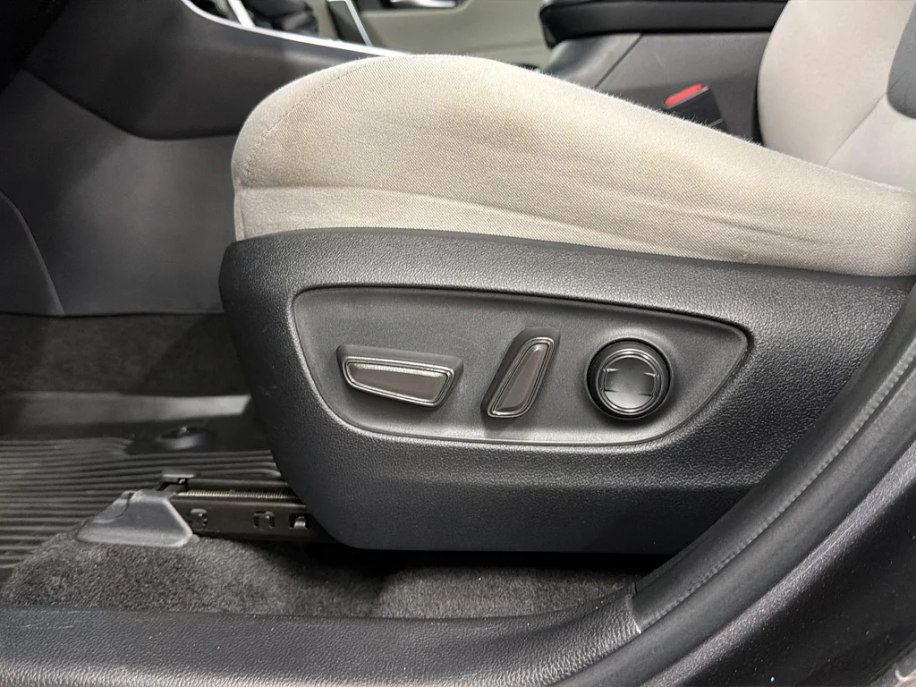 Used 2022 Gray Toyota XLE image 18