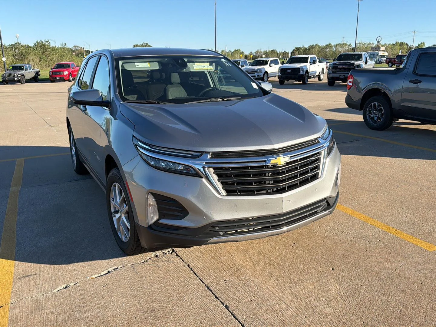 Used 2024 Chevrolet Equinox LT with VIN 3GNAXUEGXRL335013 for sale in Kansas City