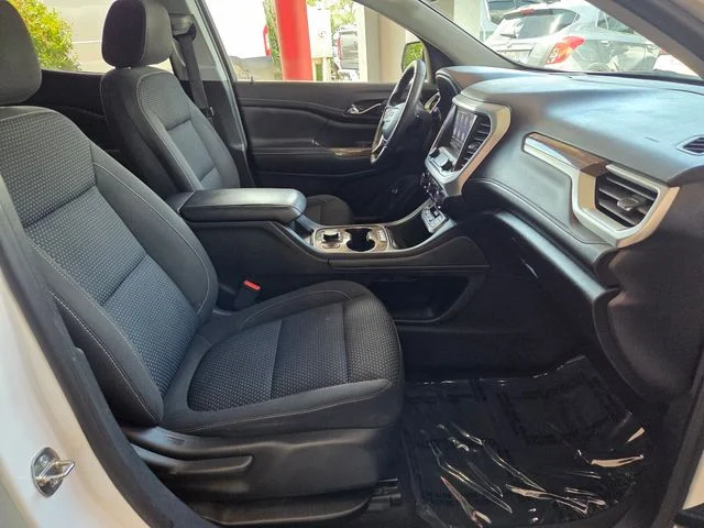 Used 2021 White GMC SLE image 15