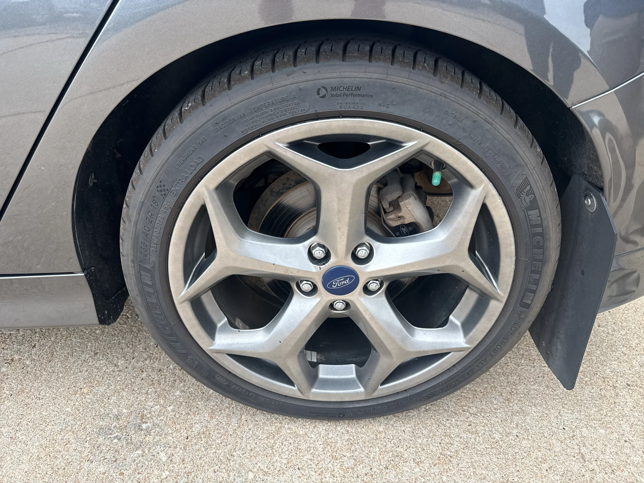 Used 2017 Magnetic Ford ST image 14