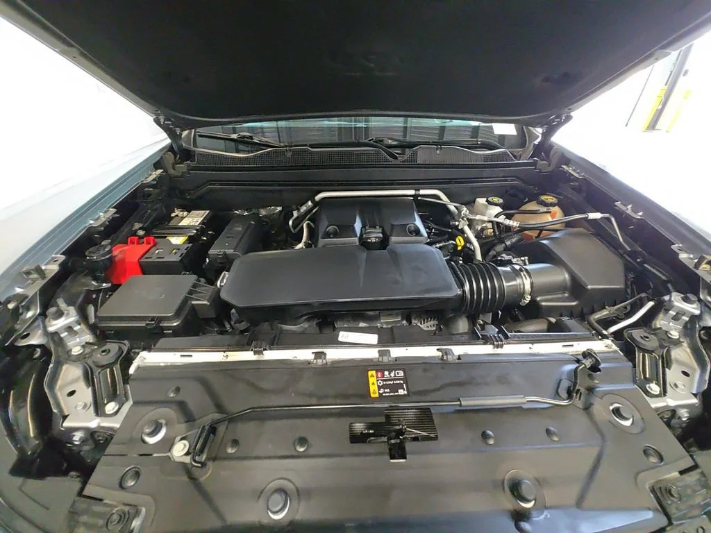 Used 2024 Sterling Gray Metallic Chevrolet LT image 24