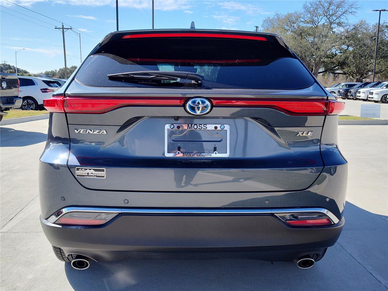 Used 2024 Coastal Gray Metallic Toyota XLE image 5