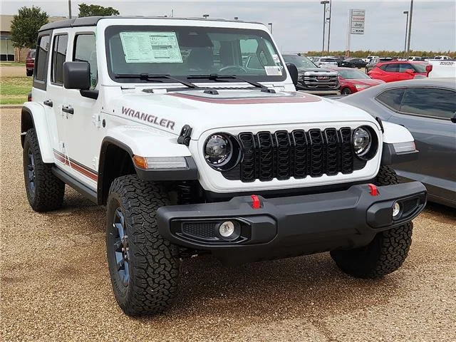New 2026 PW7 Bright Whit Jeep 4-DOOR AMERICA250 image 4