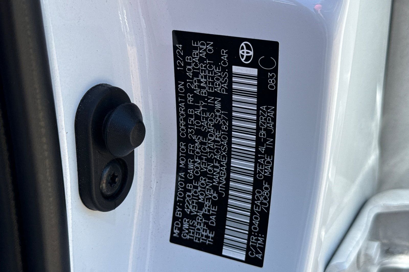 Used 2025 White Toyota Premium image 30
