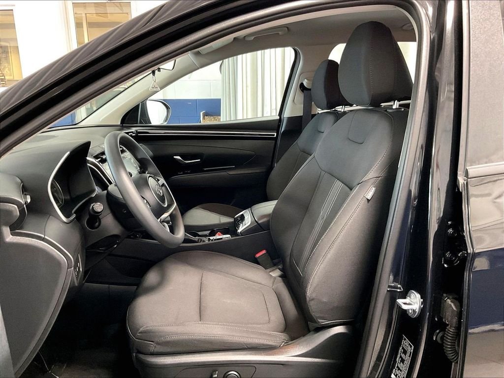 Used 2024 Black Hyundai SEL image 10