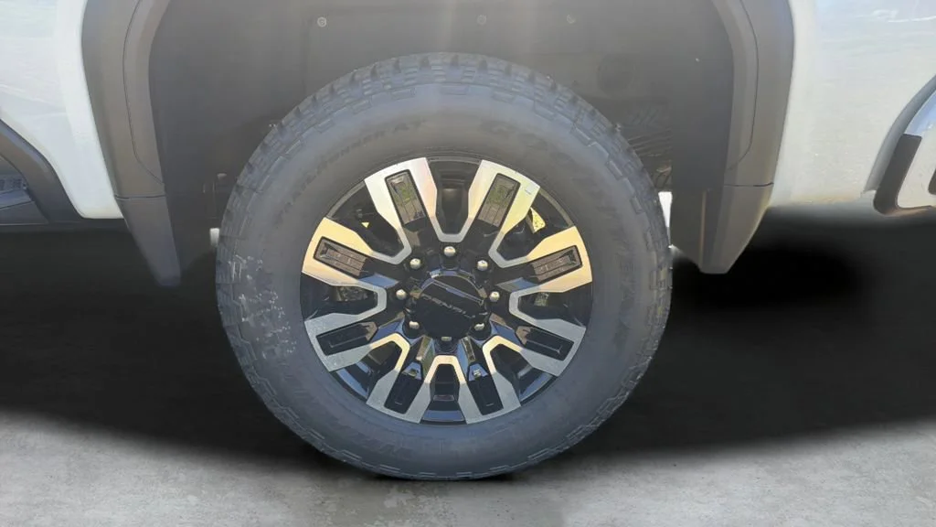 2026 GMC Sierra 2500HD Denali Ultimate - Photo 20