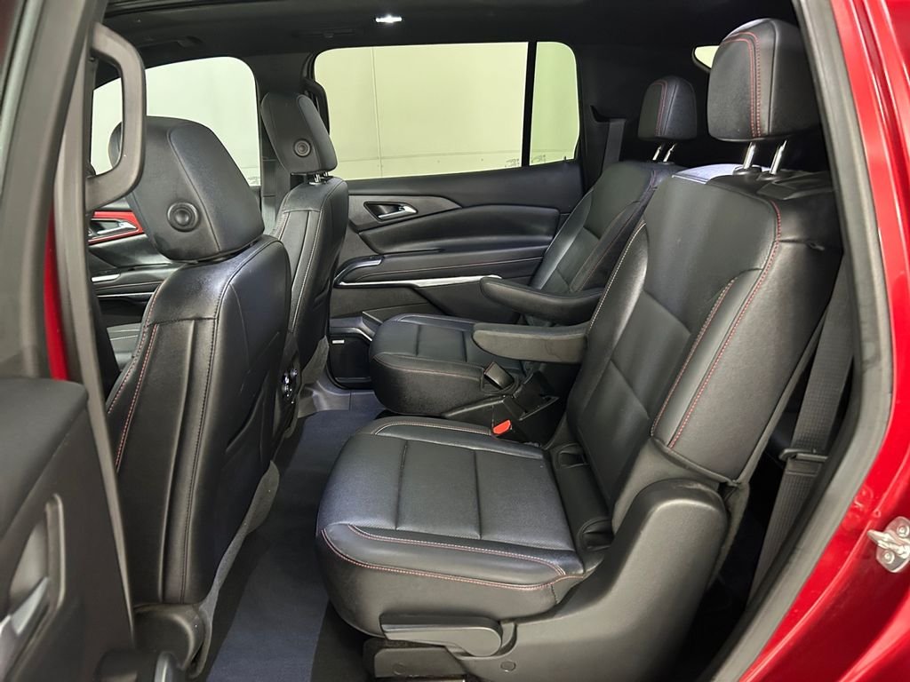 Used 2025 Red Chevrolet Z71 image 19