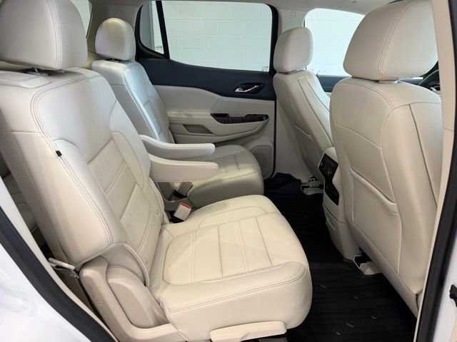 Used 2023 White Frost Tricoat GMC Denali image 11