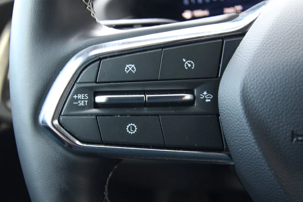 Used 2025 Gray Chevrolet LT image 23