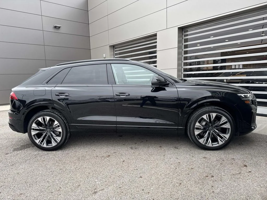Used 2025  Audi  image 8