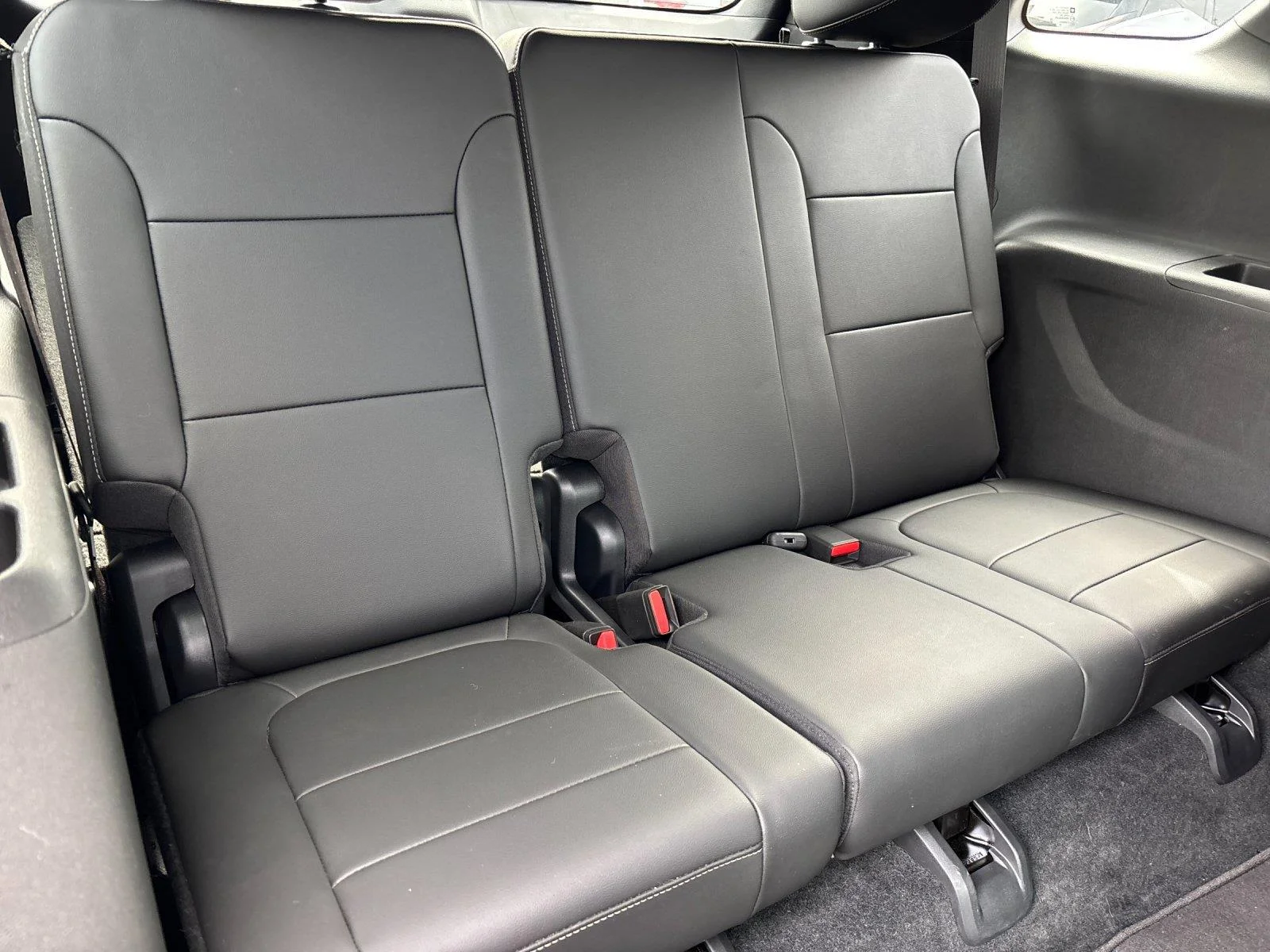 Used 2023 Mosaic Black Metallic Chevrolet LT Leather image 38