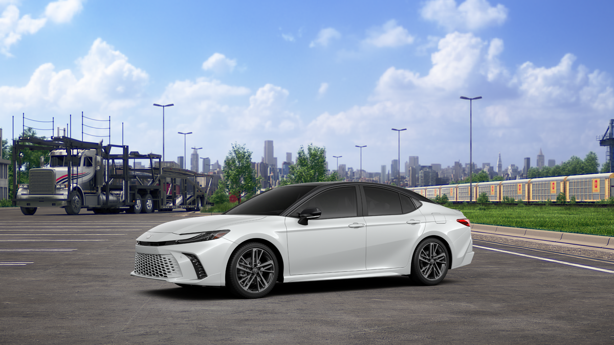 New 2027 Wind Chill Pearl with Midnight Black Metallic roof Toyota XSE image 2