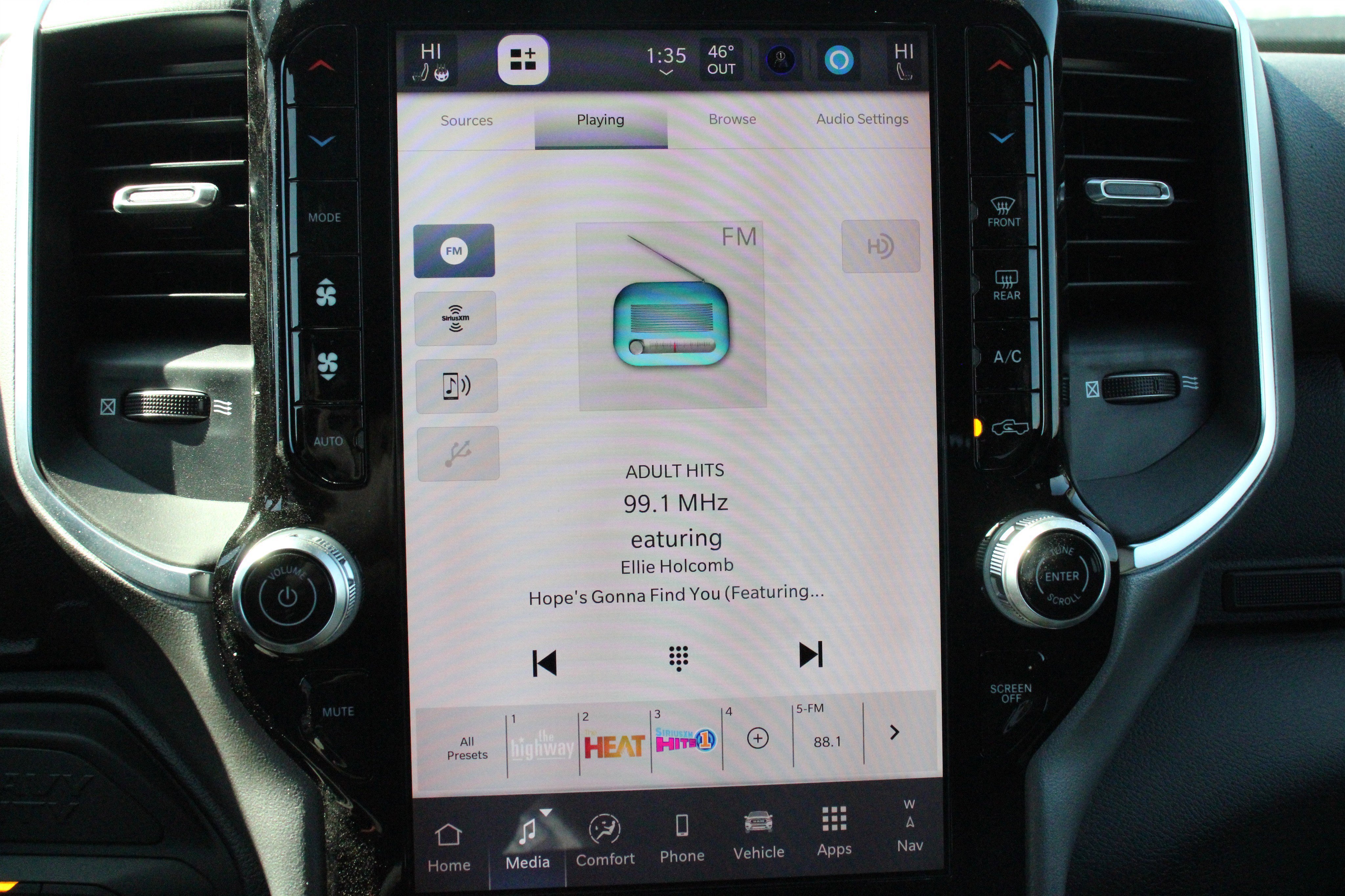 New 2026 Diamond Black Crystal Pearlcoat Ram Big Horn image 14