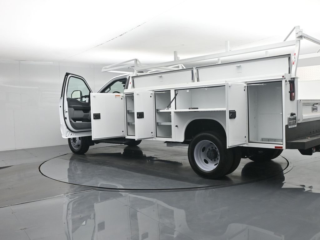 New 2025 Oxford White Ford XL image 39