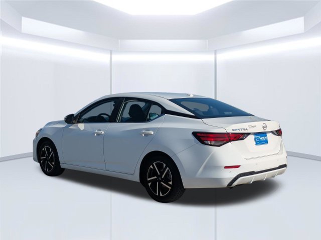 Used 2024 White Nissan SV image 3