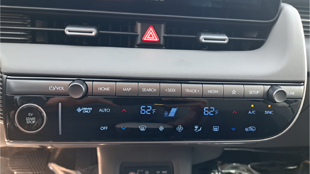 New 2026 Green Hyundai SE image 21