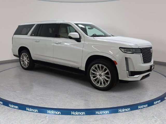 Used 2023 CRYSTAL WHITE TRICOAT Cadillac 4WD Premium Luxury image 4