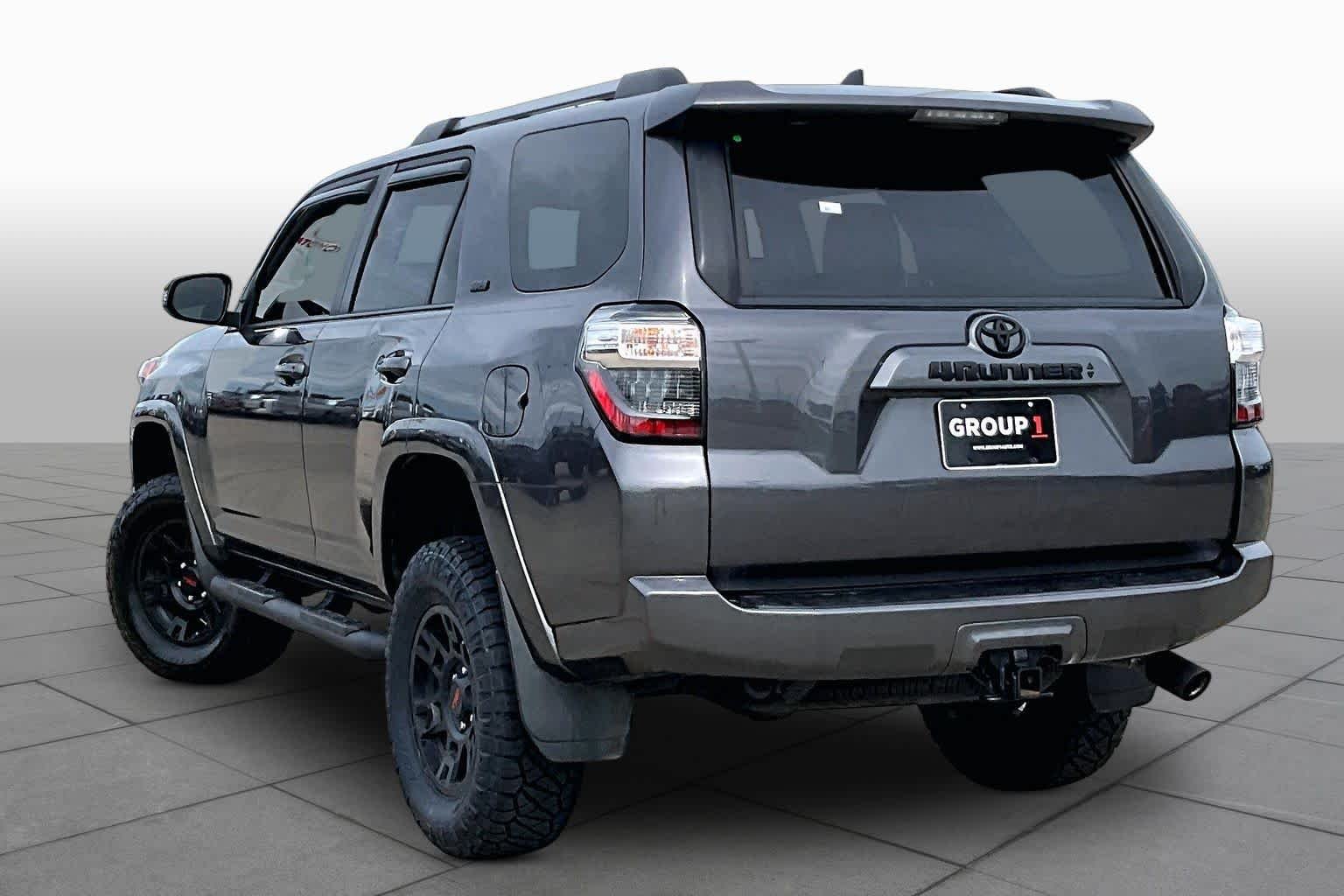 Used 2023 Magnetic Gray Metallic Toyota SR5 Premium image 12