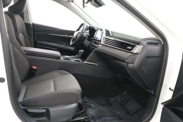 Certified Used 2025 ICE CAP Toyota  image 38