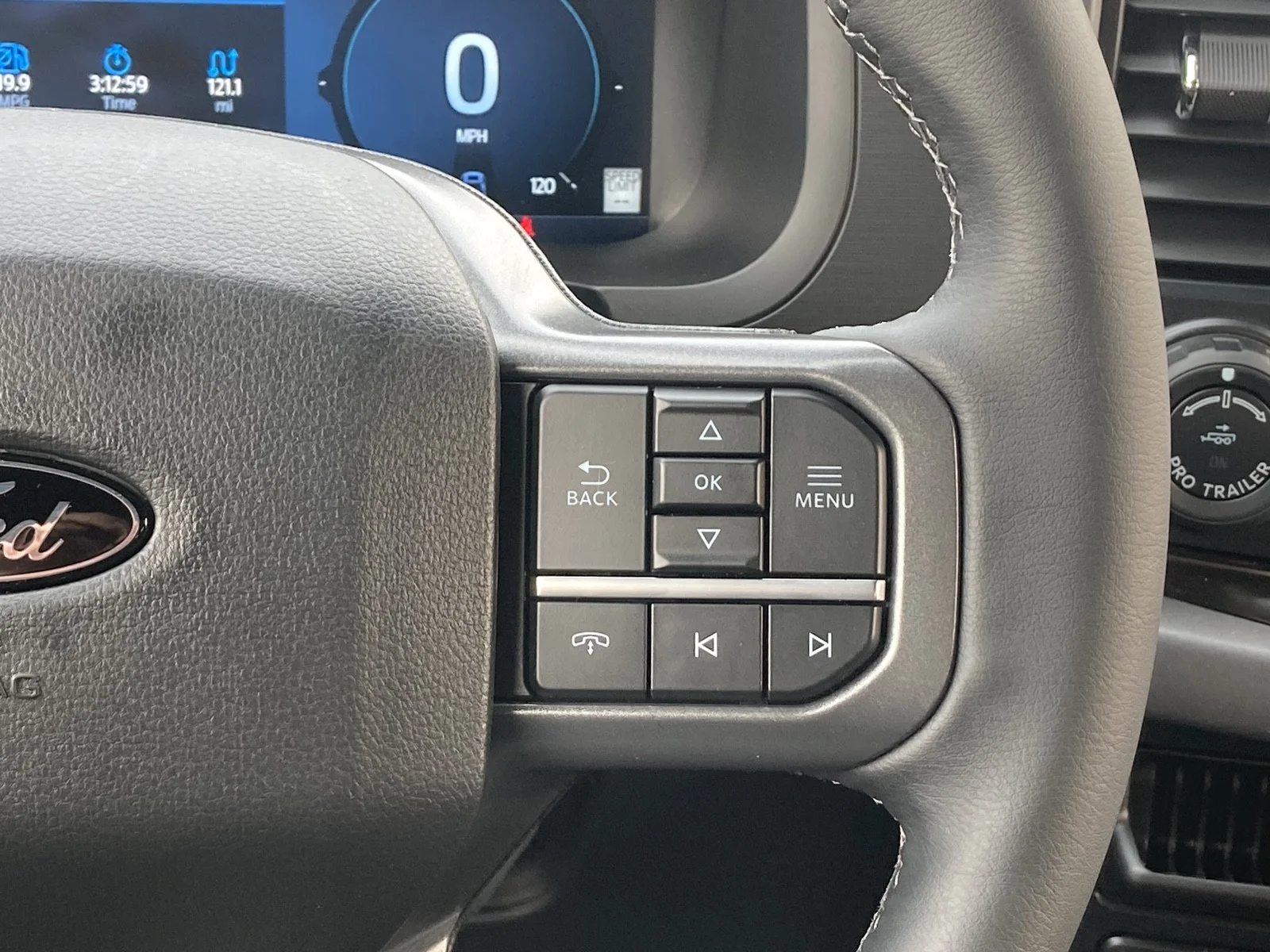 New 2026 Oxford White Ford XLT image 13