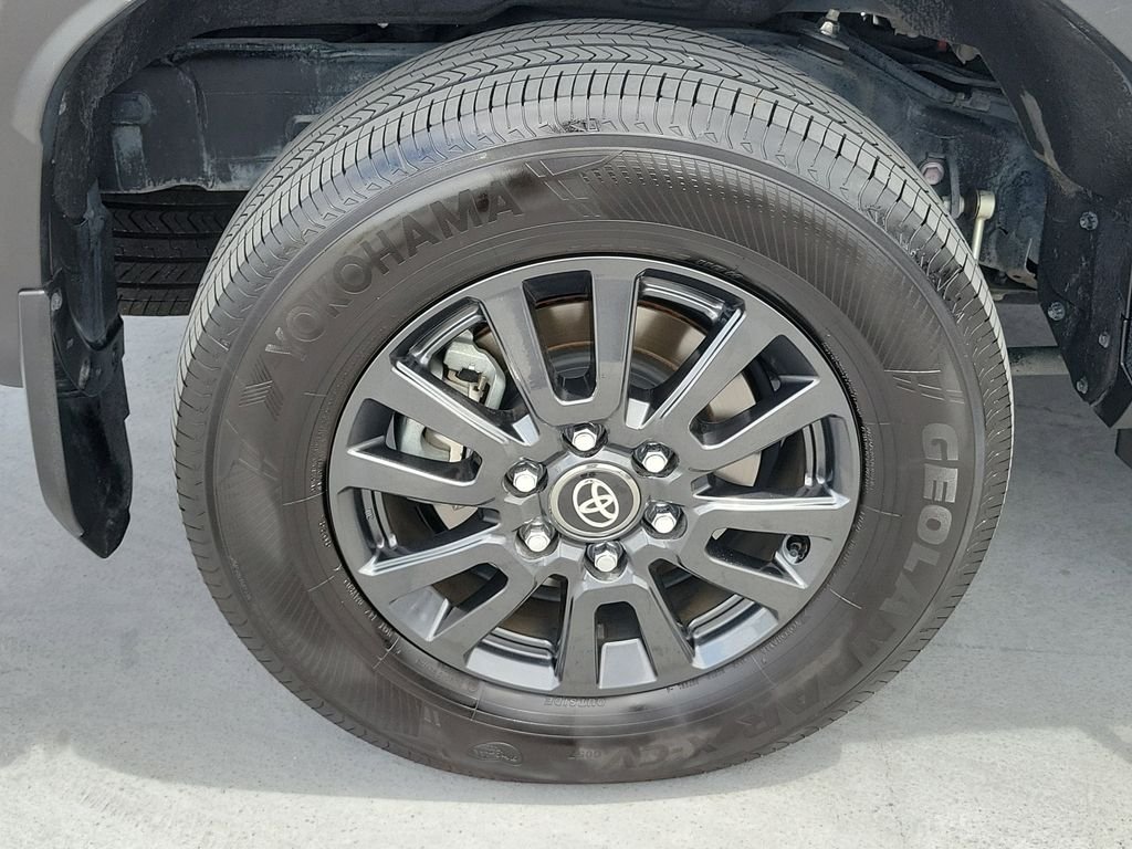 Used 2025 Gray Toyota 1958 image 7
