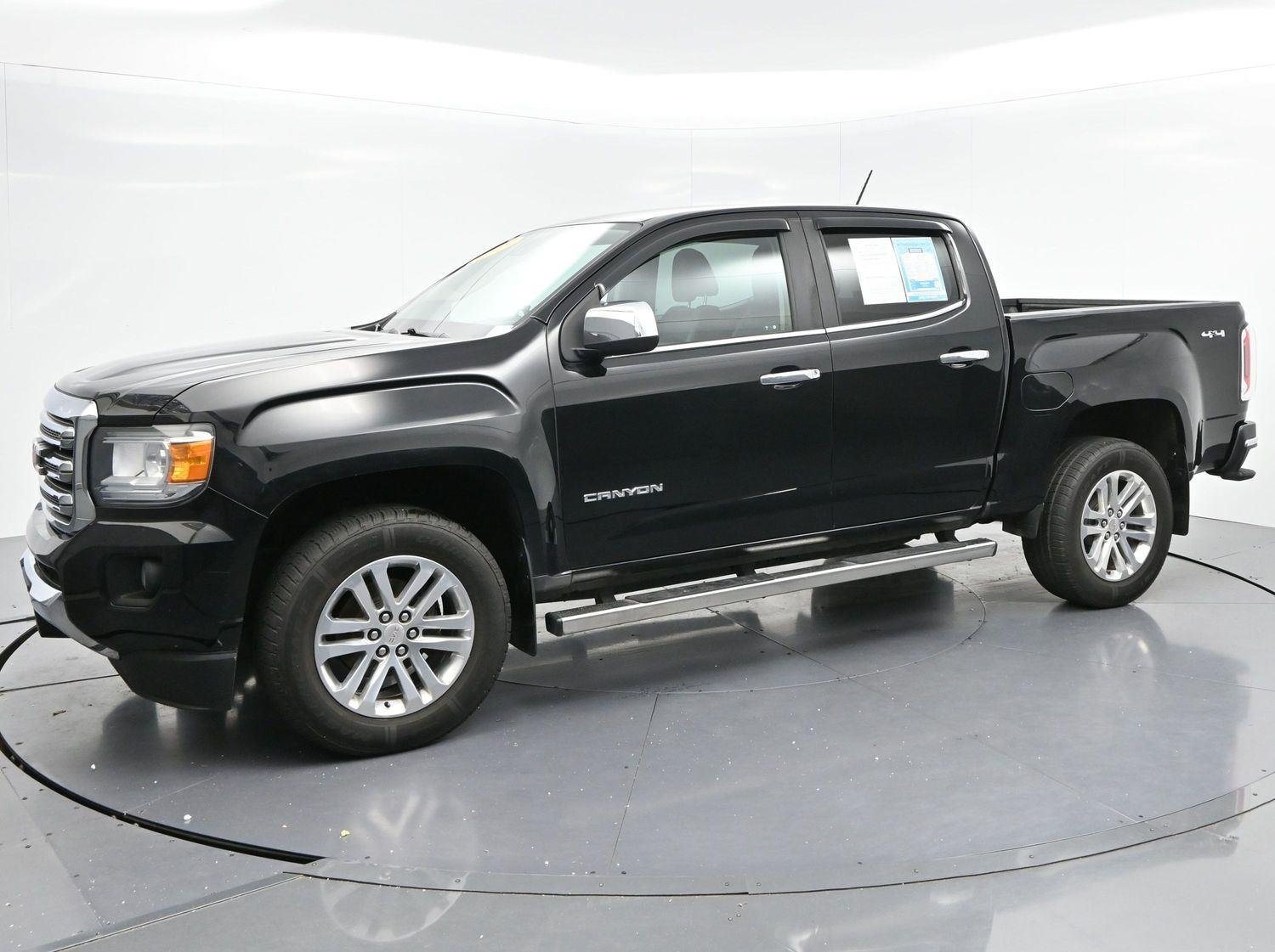 Used 2019 Onyx Black GMC 4WD SLT image 4